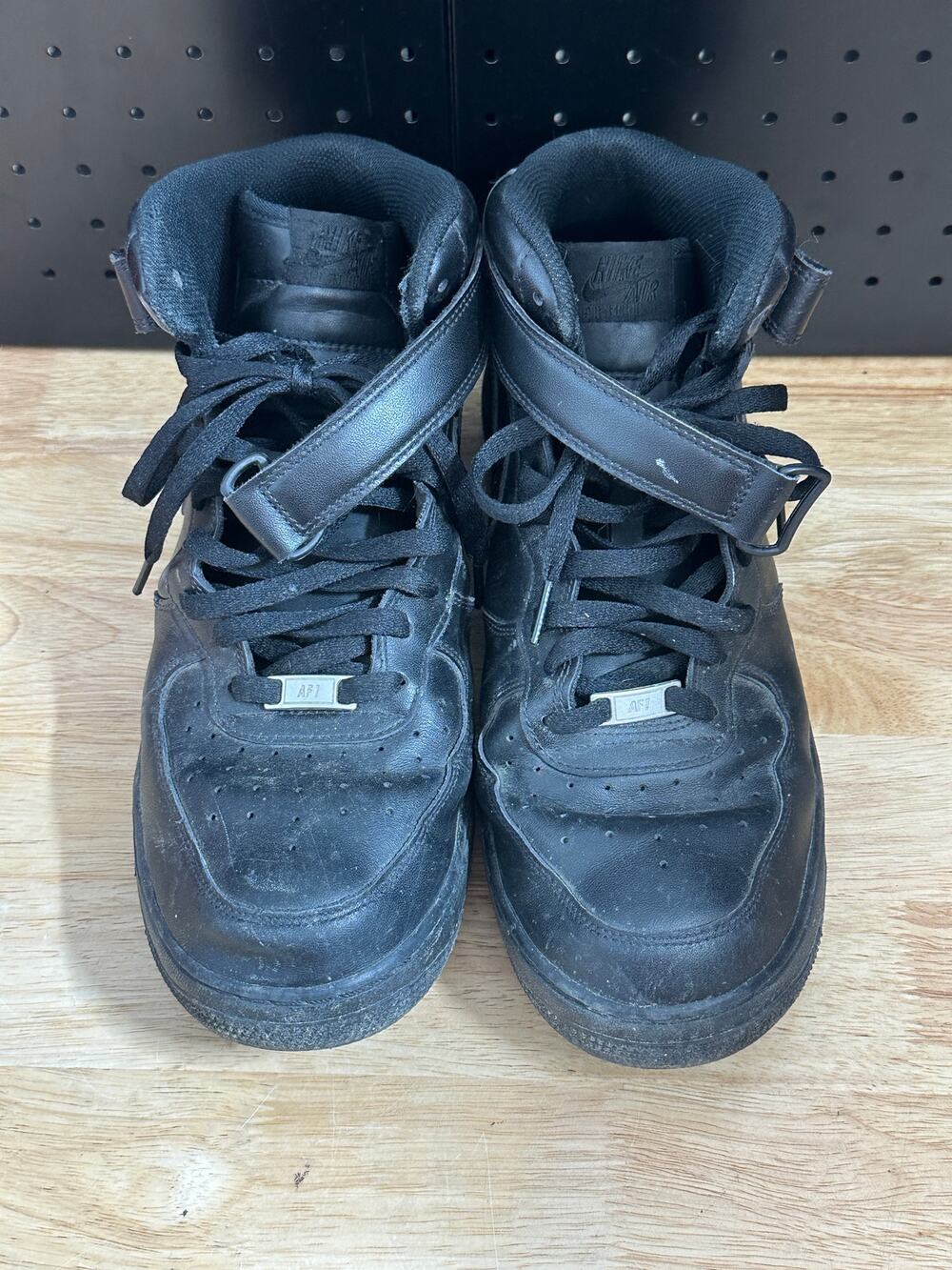 Nike Air Force 1 '07 Mid Triple Black Leather Men’s Sneakers CW2289-001 Size 13